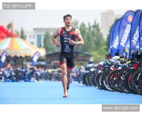 号称铁人的足球明星如何在赛场上展现无与伦比的毅力与拼搏精神